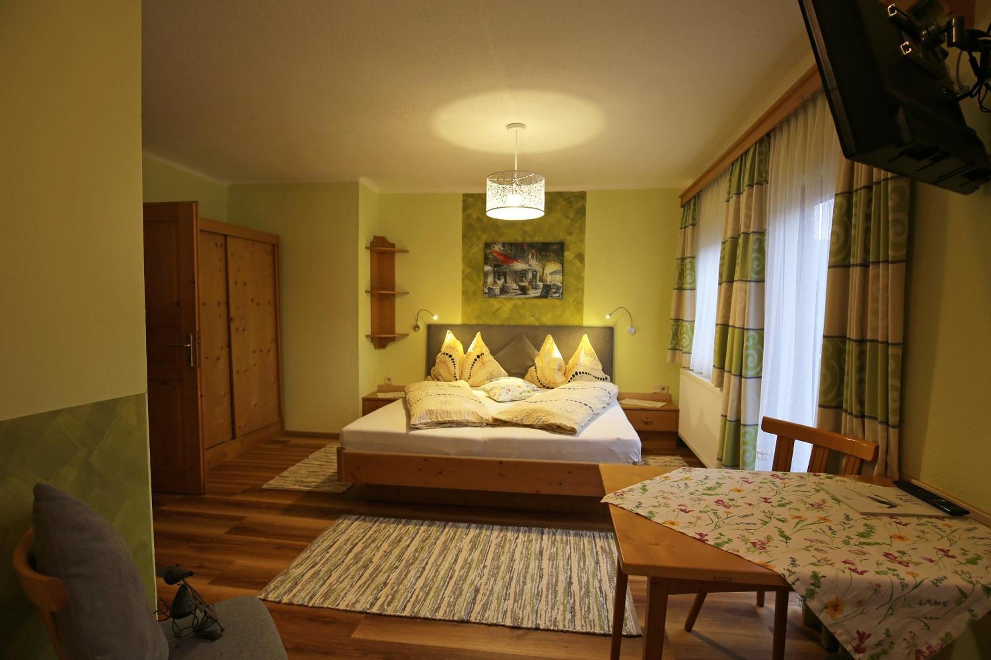 Haufhof-Pension Am Bauernhof, Haus Im Ennstal Bei Schladming Ngoại thất bức ảnh